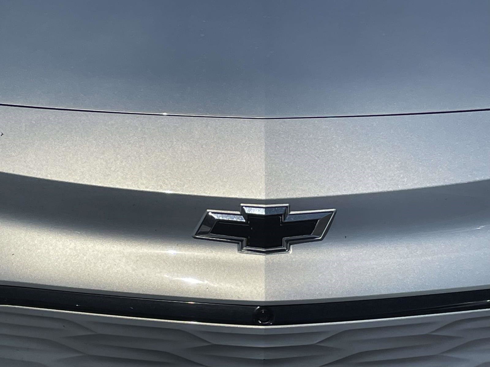 Used 2023 Chevrolet Bolt EUV Premier w/ Redline Edition FWD image 11