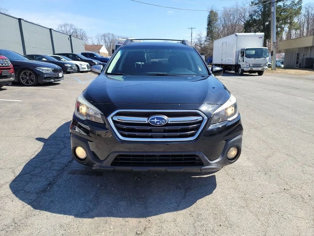 Used 2019 Subaru Outback 2.5i Premium AWD/4WD image 2