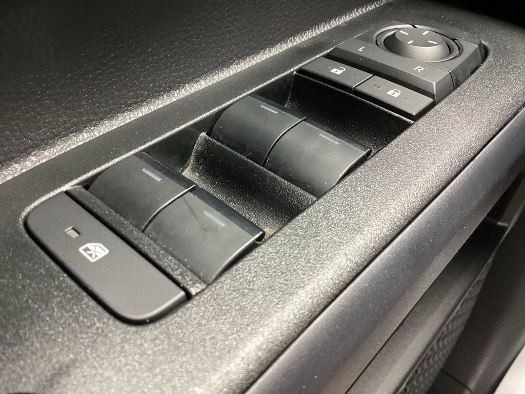 Used 2025 Toyota 4Runner SR5 image 23