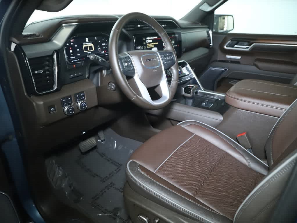 Used 2025 GMC Sierra 1500 Denali w/ Denali Reserve Package AWD/4WD image 17