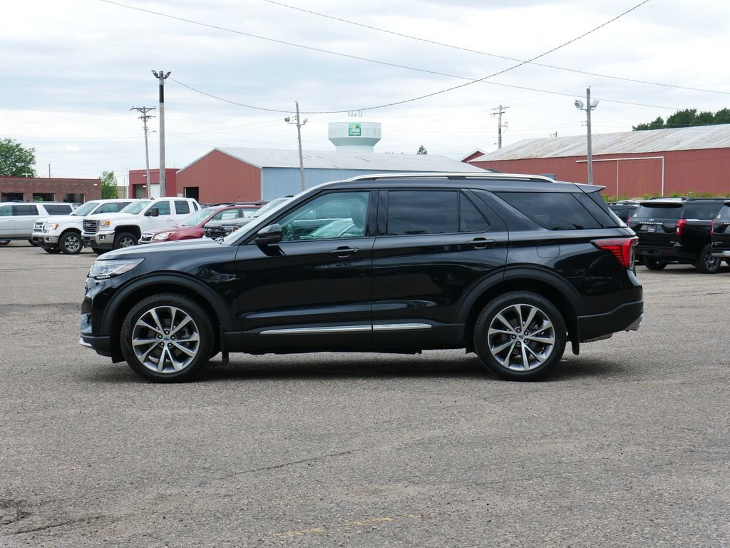 Used 2025 Ford Explorer Platinum w/ Ultimate Package AWD/4WD image 5