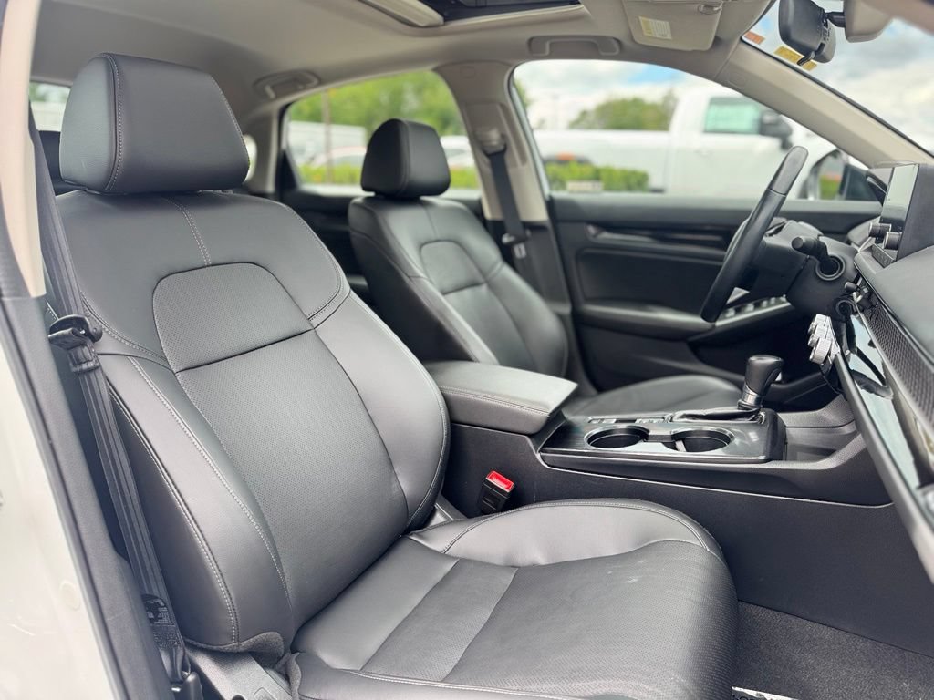 Used 2023 Honda Civic EX-L image 11