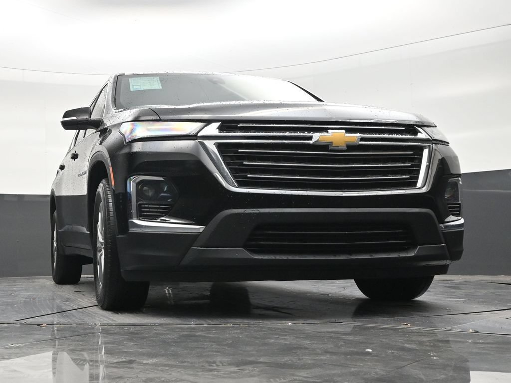 Used 2023 Chevrolet Traverse LT FWD image 26