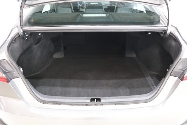Used 2025 Toyota Camry SE FWD image 31