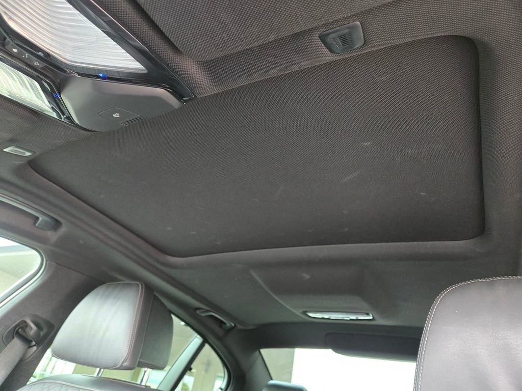 Used 2018 BMW M550i xDrive image 7