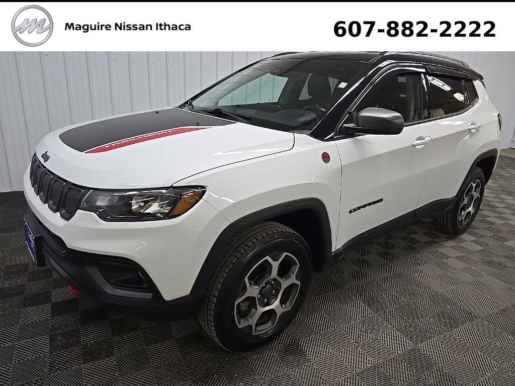 Used 2022 Jeep Compass Trailhawk w/ Trailhawk Convenience Group AWD/4WD image 9