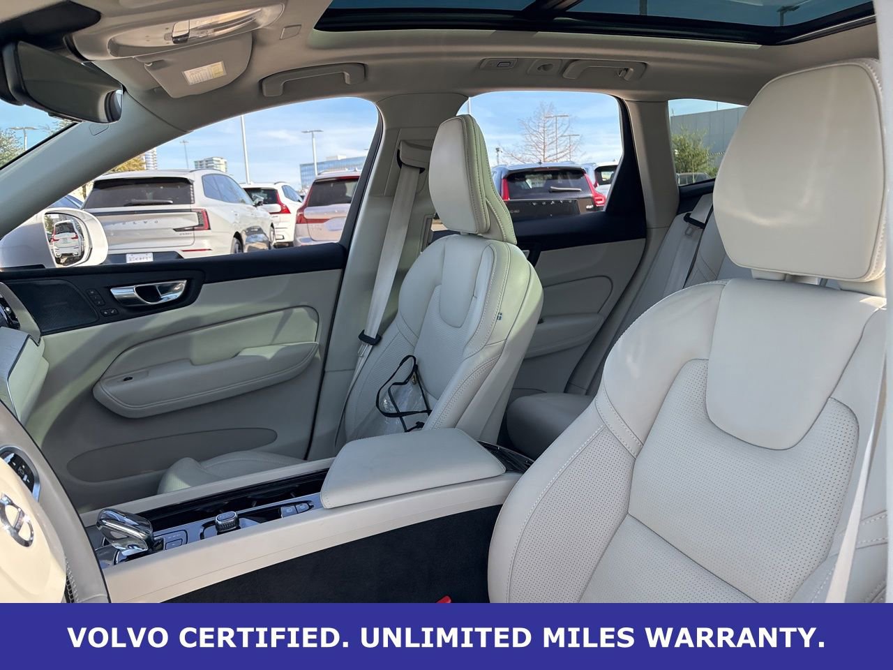Used 2023 Volvo XC60 B5 Ultimate w/ Climate Package image 17