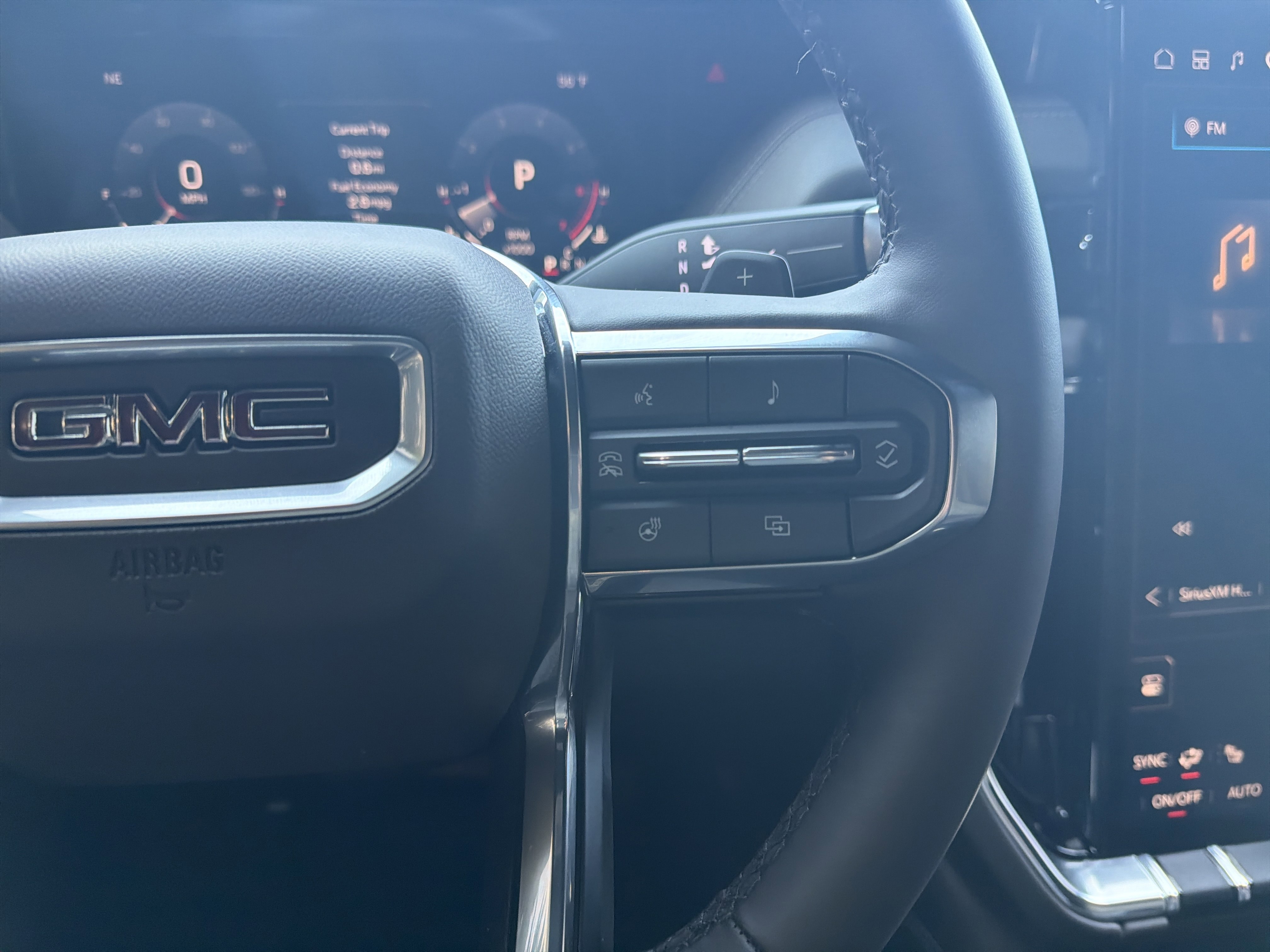 Used 2026 GMC Yukon XL Elevation image 20