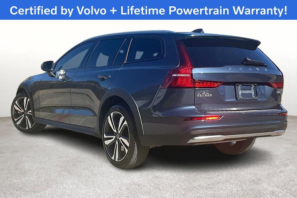 Used 2023 Volvo V60 B5 Cross Country Plus w/ Protection Package Premier image 15
