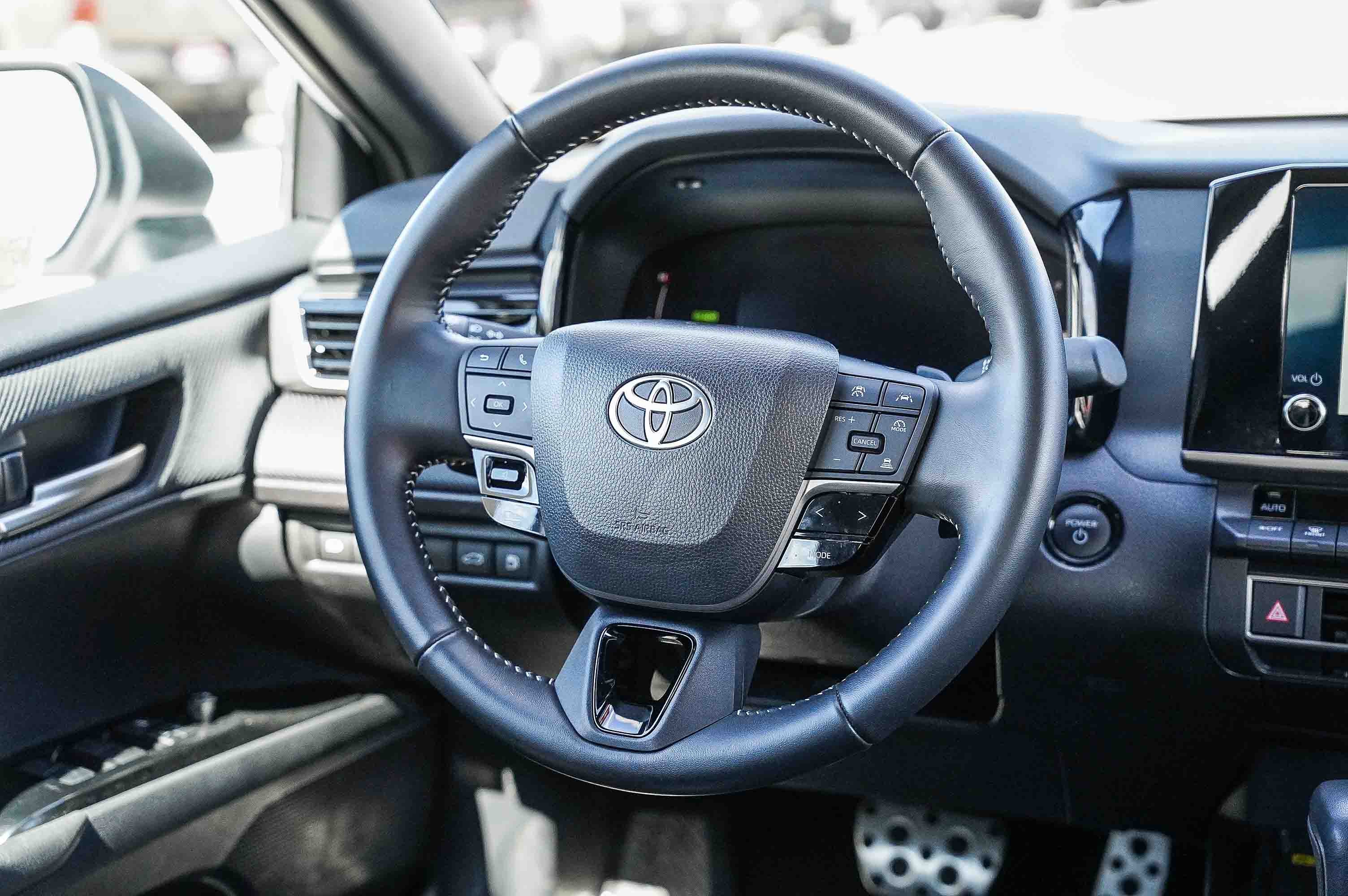 Certified 2025 Toyota Camry SE image 16