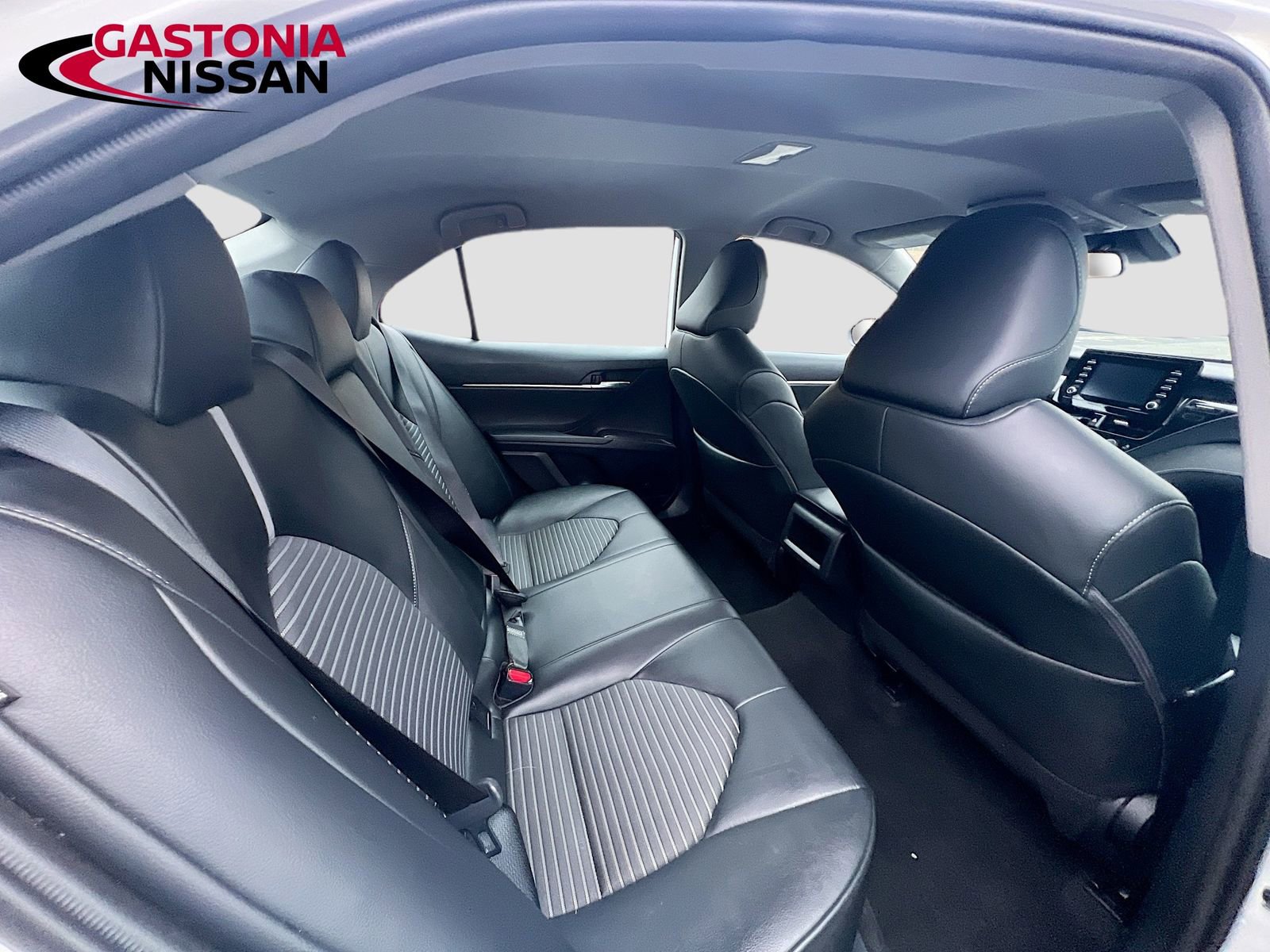 Used 2023 Toyota Camry SE image 34