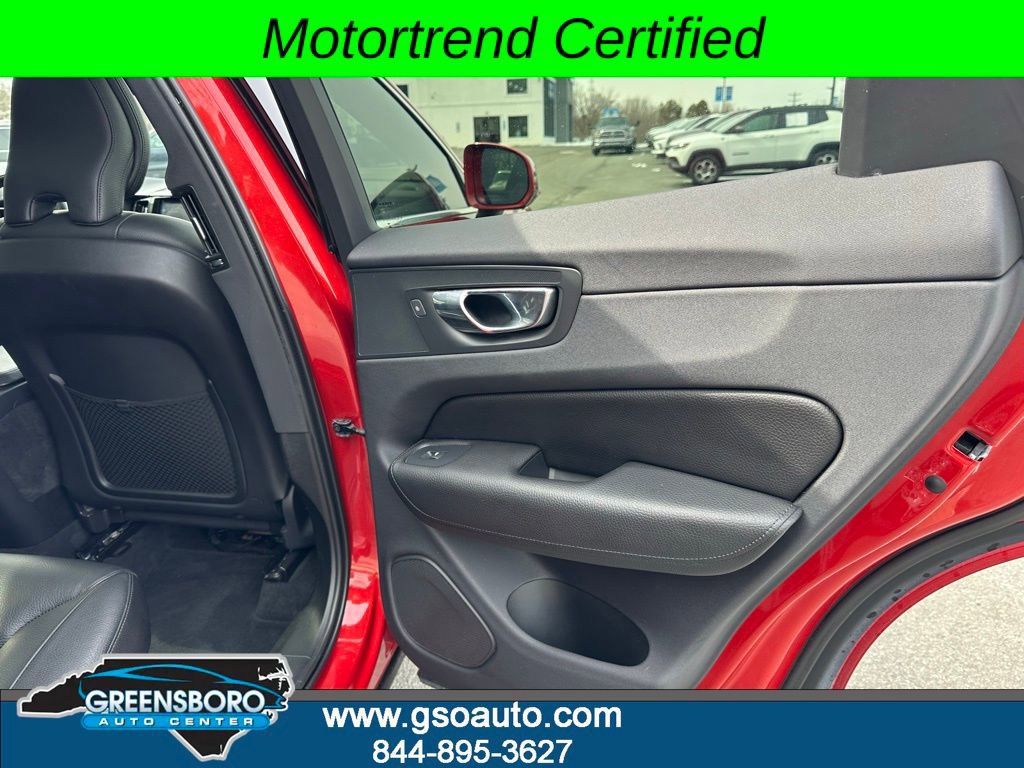 Used 2019 Volvo XC60 T5 Inscription image 20