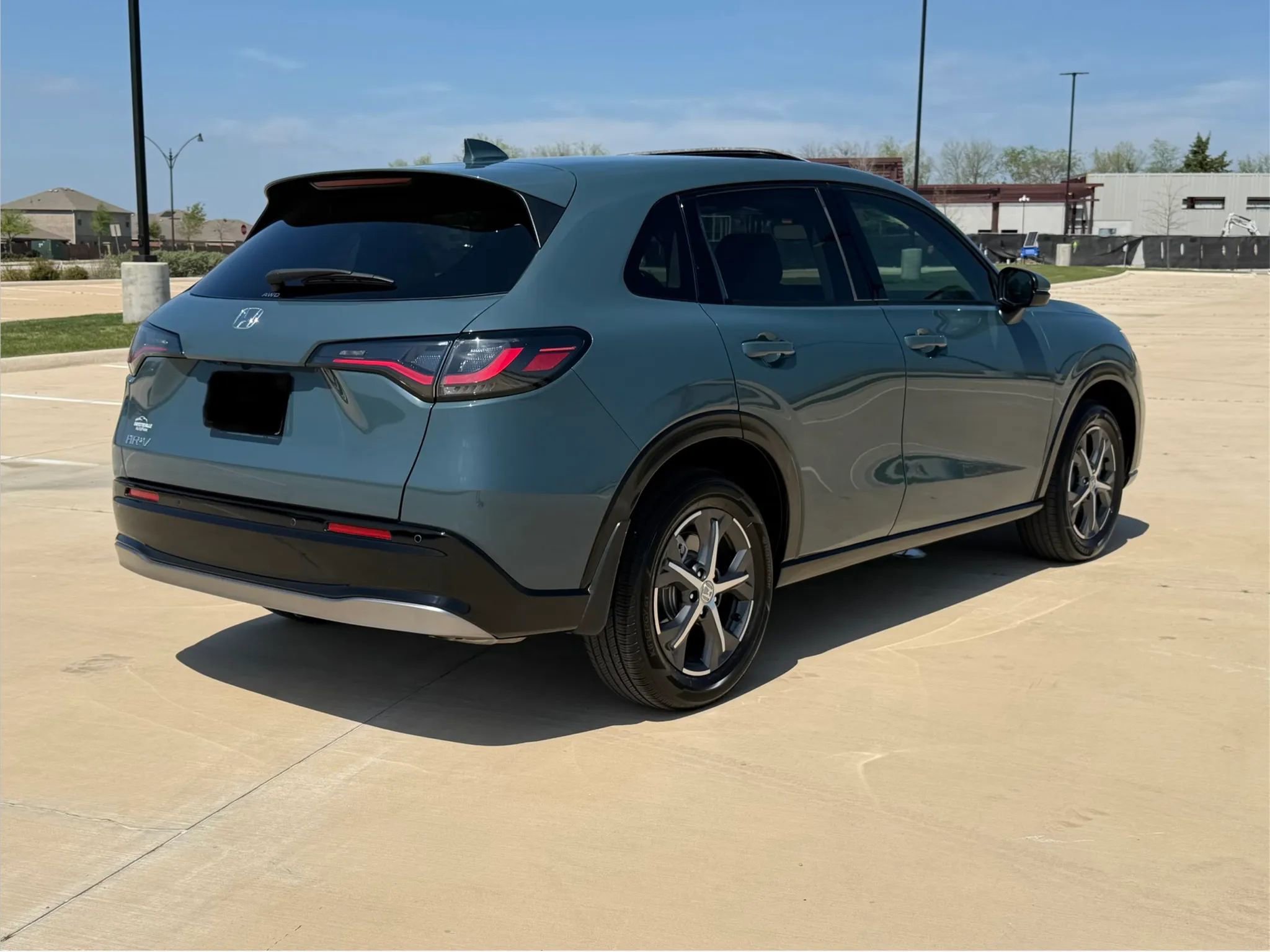 Used 2025 Honda HR-V EX-L image 4