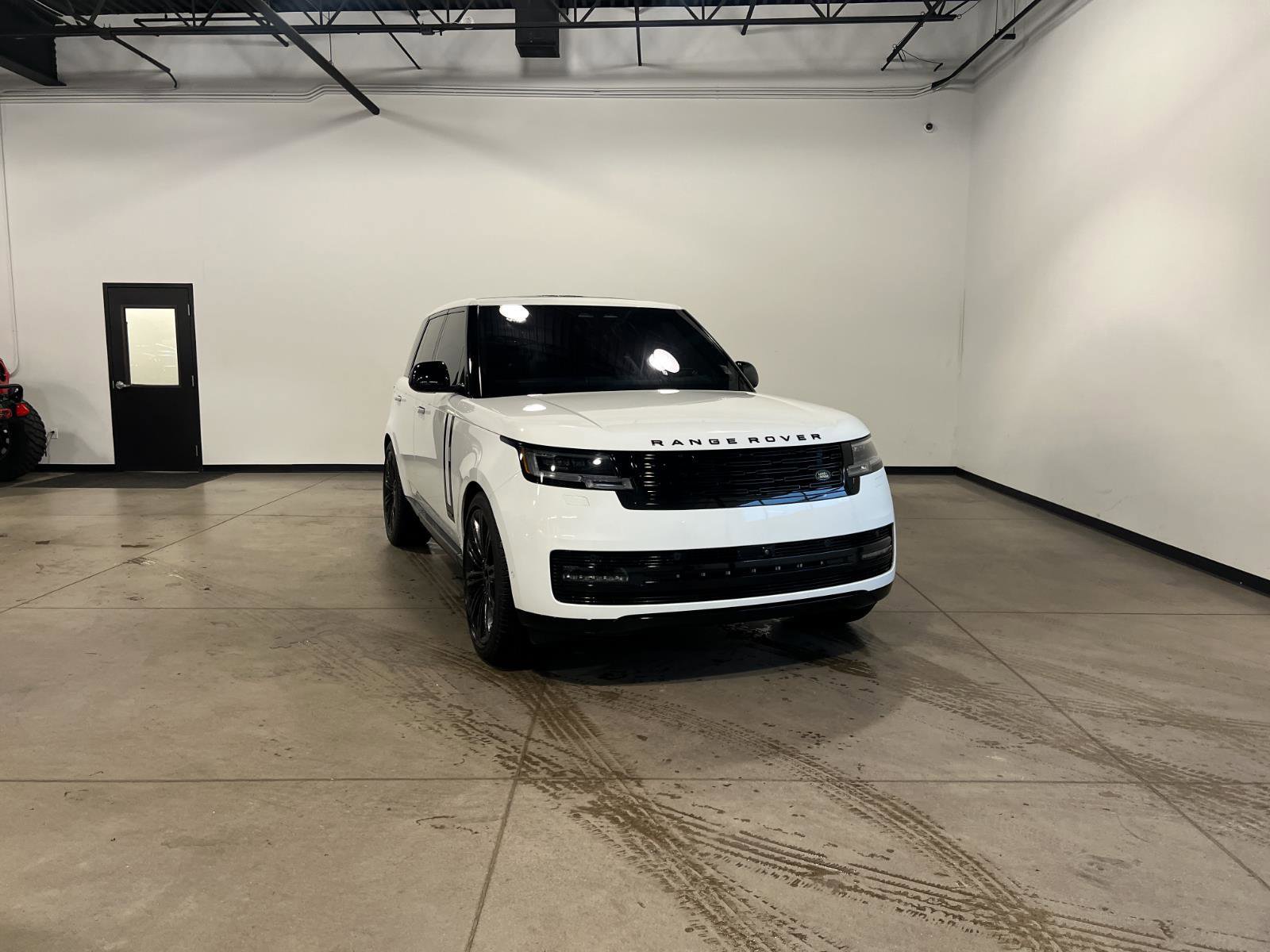 Used 2023 Land Rover Range Rover Autobiography