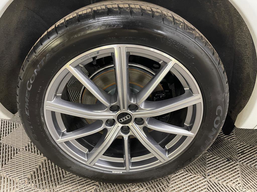 Used 2022 Audi SQ5 Premium image 12