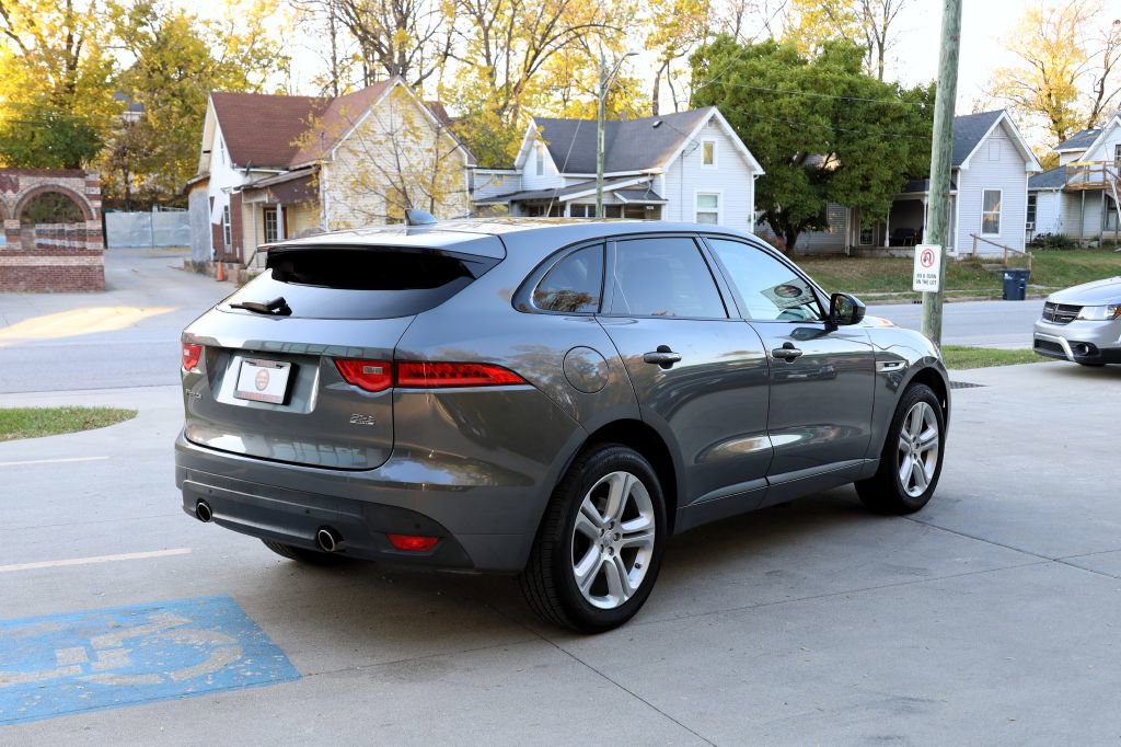 Used 2018 Jaguar F-PACE R-Sport AWD/4WD image 7