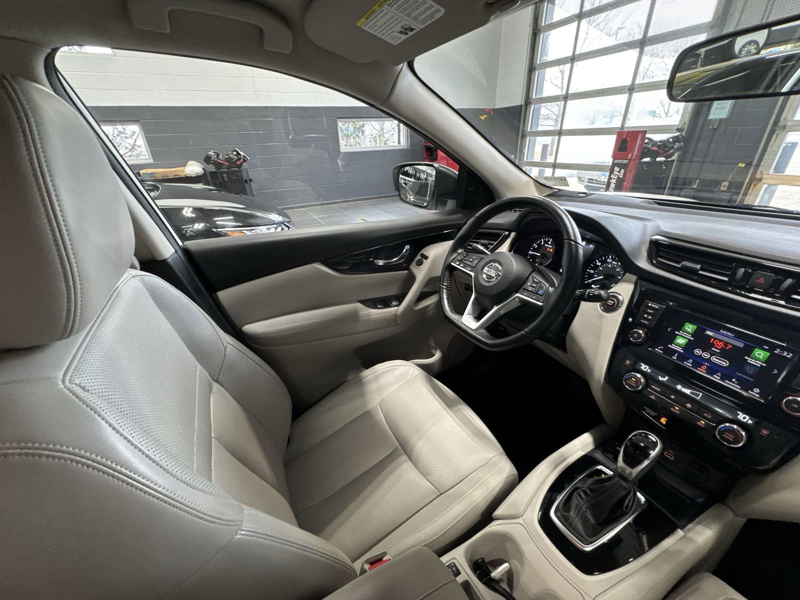 Certified 2022 Nissan Rogue Sport SL AWD/4WD image 7