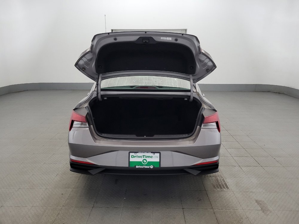 Used 2023 Hyundai Elantra SEL w/ Convenience Package FWD image 29