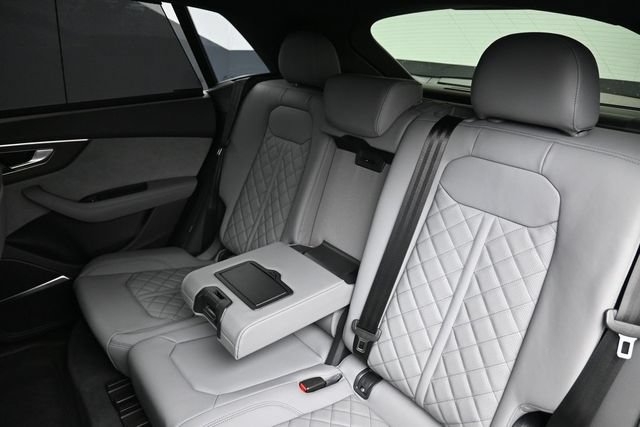 New 2026 Audi SQ8 Premium Plus AWD/4WD image 20