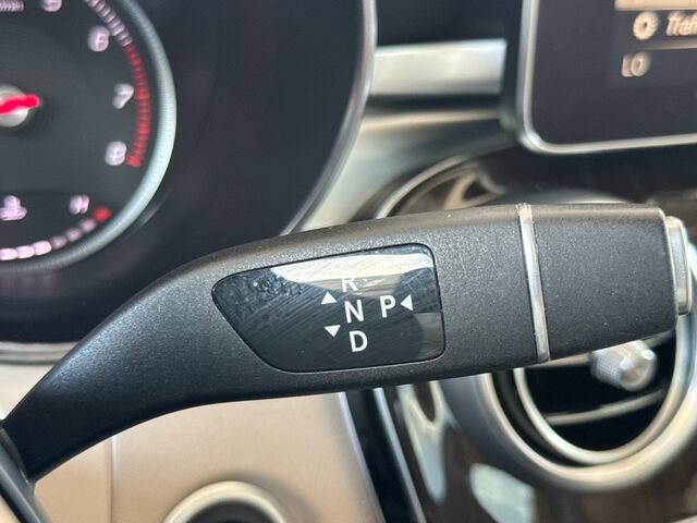 Used 2019 Mercedes-Benz GLC 300 4MATIC image 26