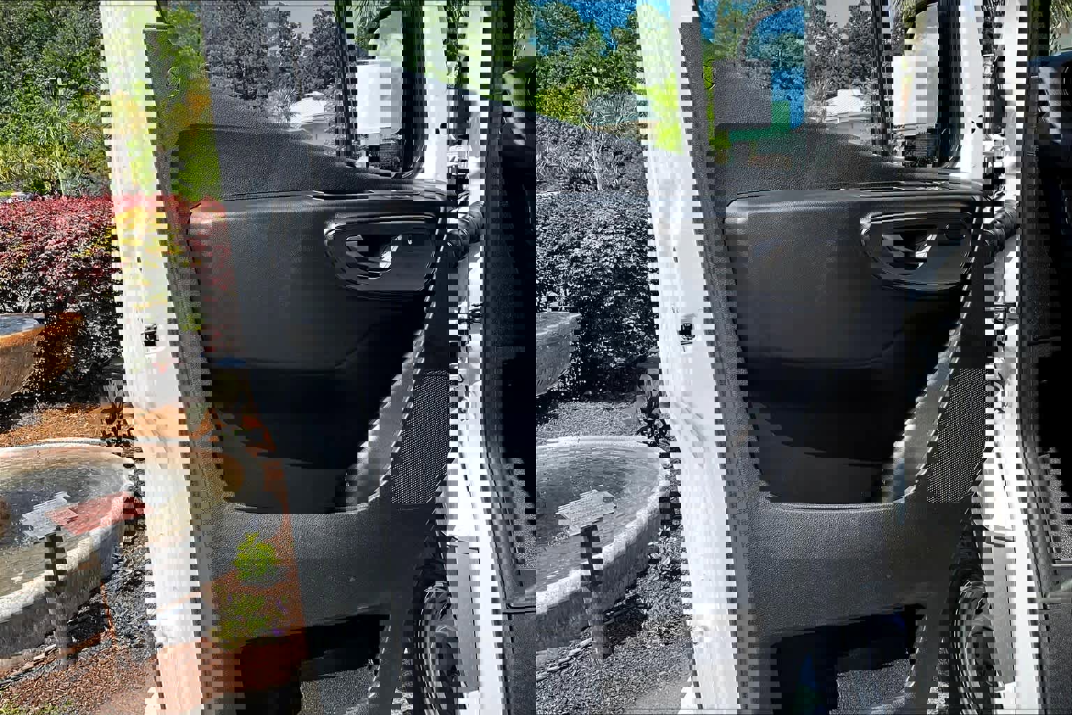 Used 2024 Mercedes-Benz Sprinter 2500 image 13