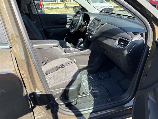 Certified 2024 Chevrolet Equinox LT FWD image 18