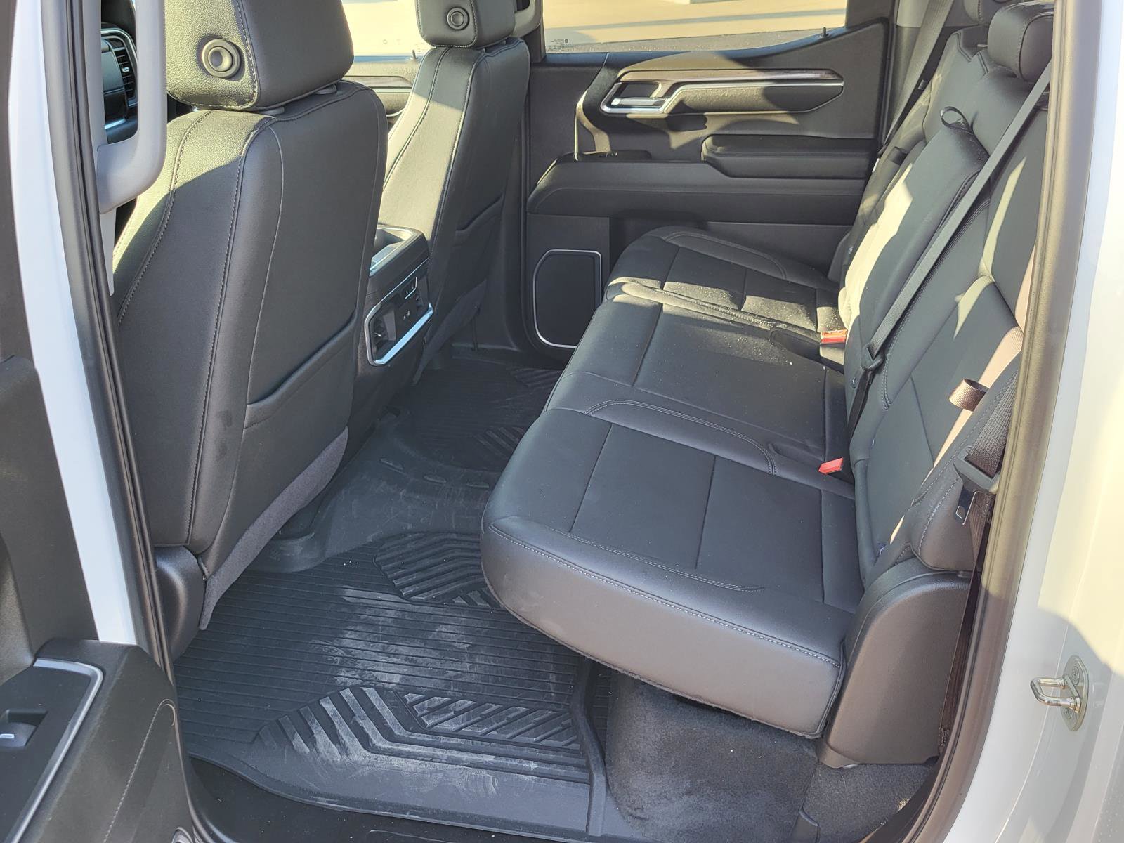 Used 2024 Chevrolet Silverado 1500 LTZ w/ Technology Package image 12