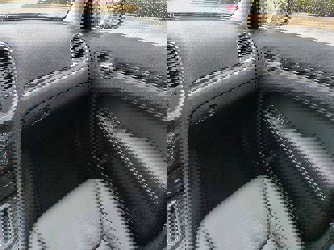 Used 2016 Chrysler 300 Limited w/ Driver Convenience Group image 15