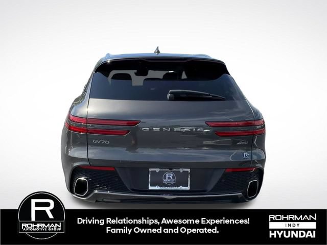 Used 2025 Genesis GV70 2.5T AWD/4WD image 8