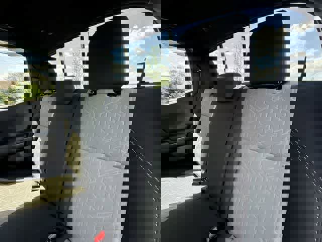 Used 2021 Toyota Tacoma TRD Off-Road w/ Technology Package image 16