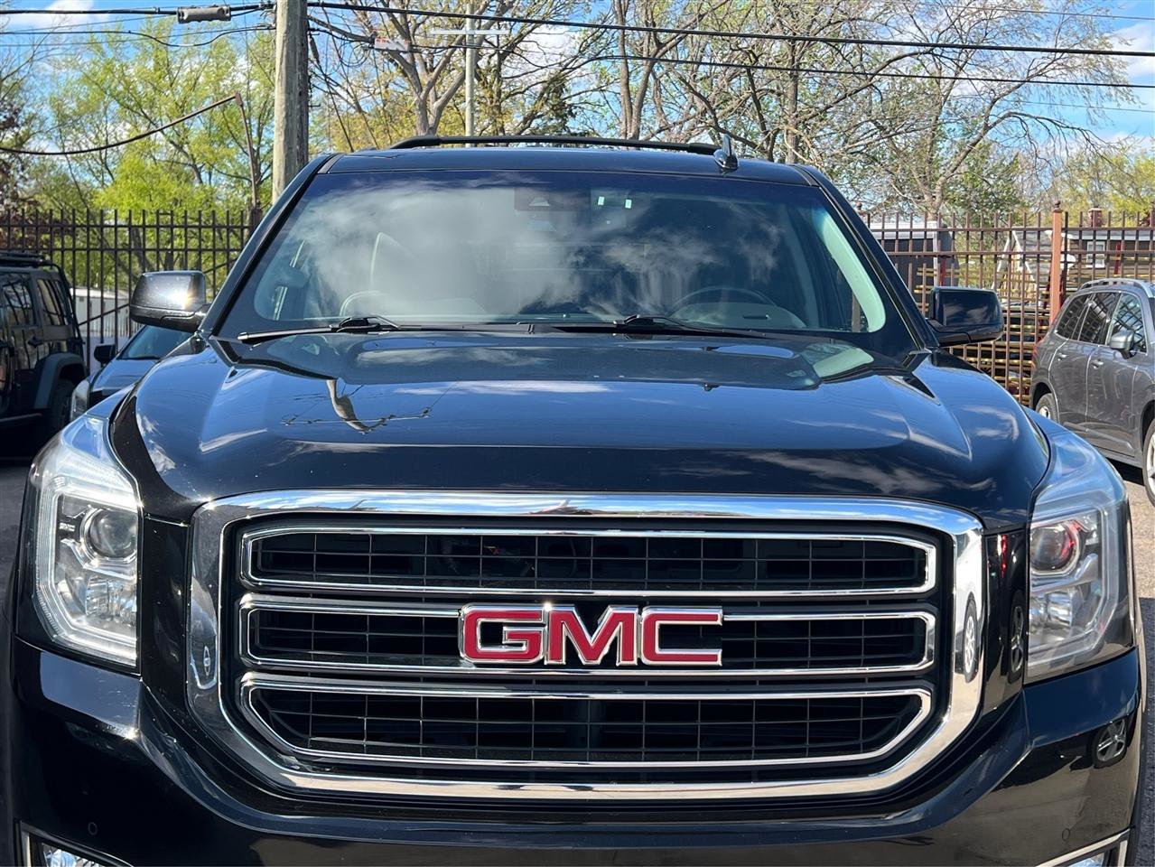 Used 2019 GMC Yukon SLT AWD/4WD image 15