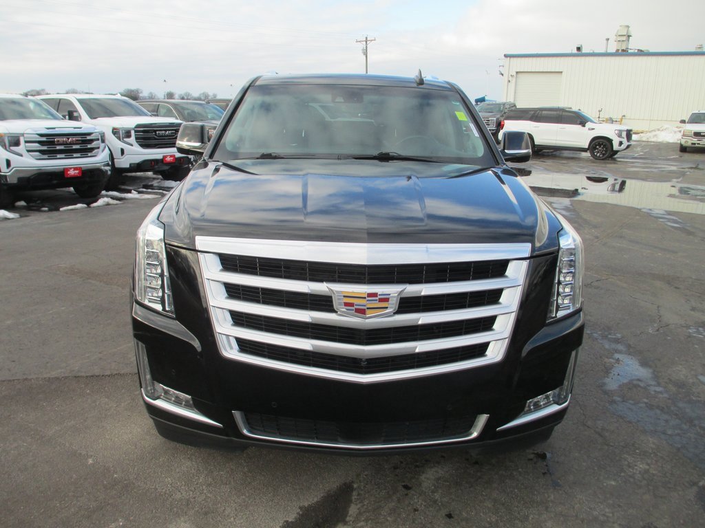 Used 2019 Cadillac Escalade ESV Premium Luxury image 10