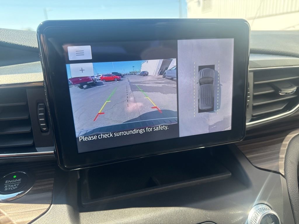 Used 2020 Ford Explorer Limited w/ Class III Trailer Tow Package image 16