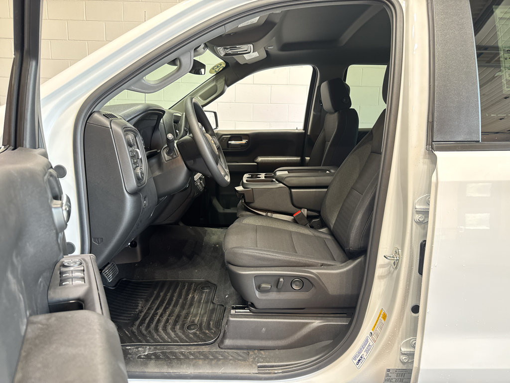 New 2026 Chevrolet Silverado 1500 Custom AWD/4WD image 14