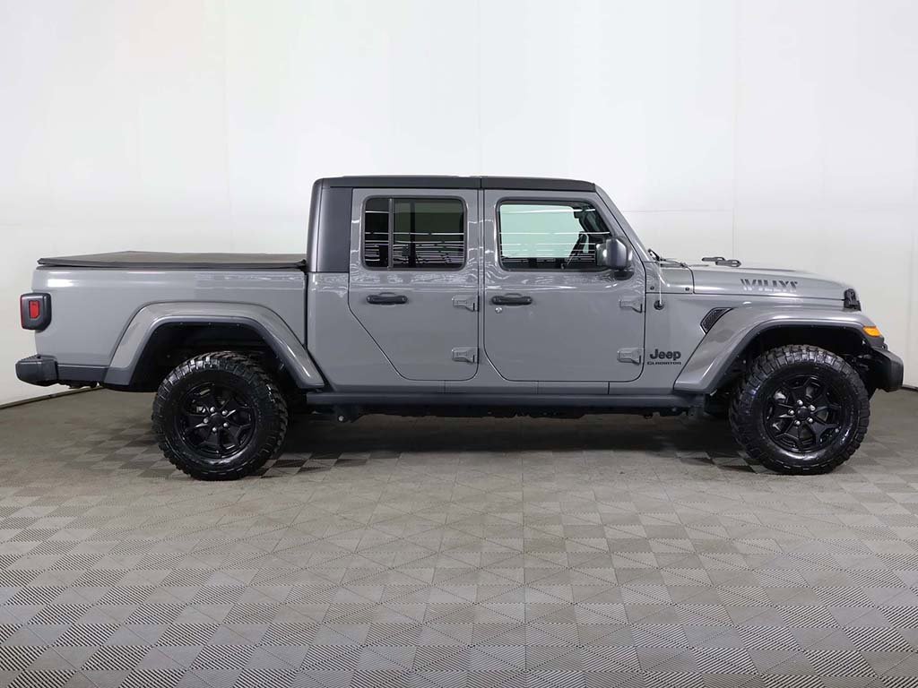 Used 2022 Jeep Gladiator Sport image 15