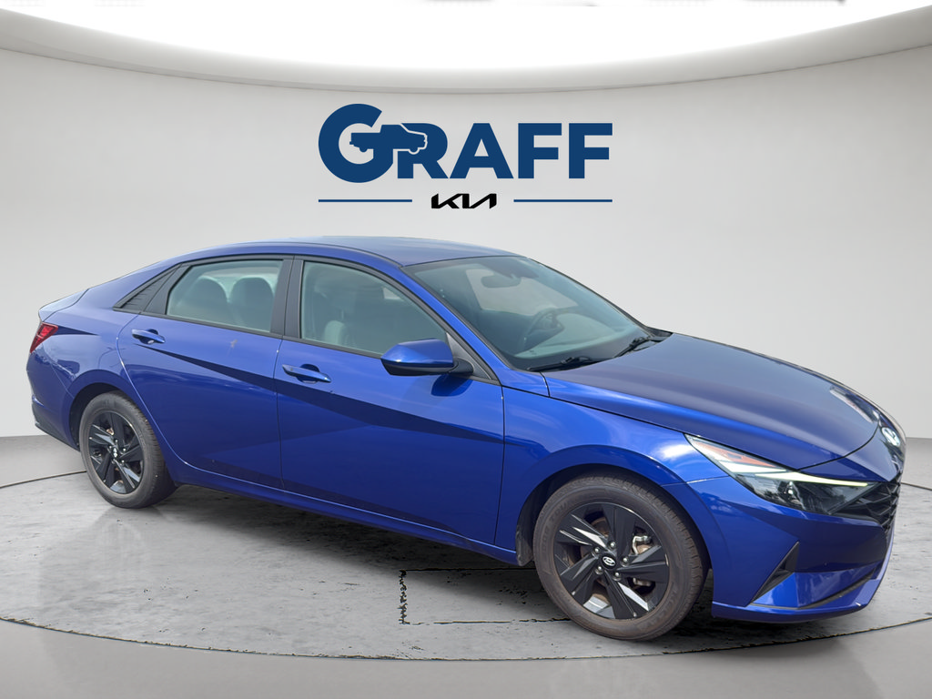 Used 2023 Hyundai Elantra SEL w/ Cargo Package FWD image 13