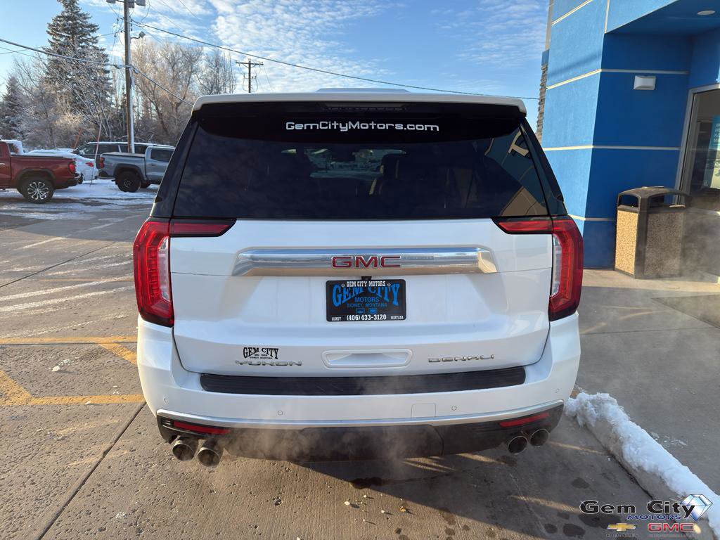 Used 2023 GMC Yukon XL Denali image 6