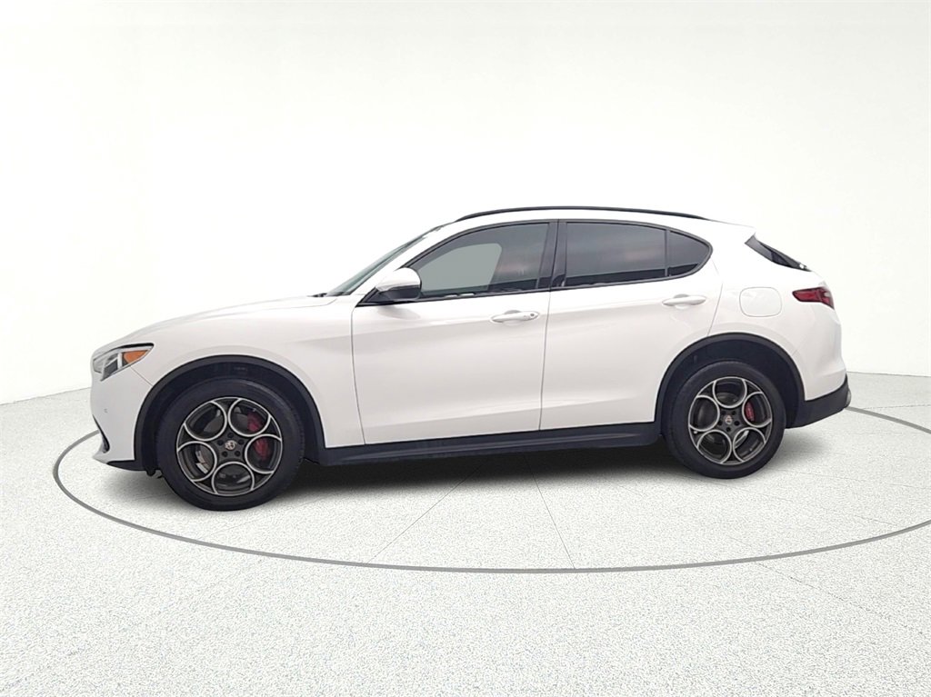 Used 2018 Alfa Romeo Stelvio Sport w/ Quick Order Package 22J Sport image 4