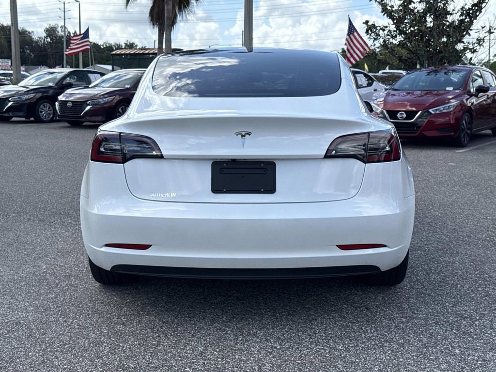 Used 2023 Tesla Model 3 Standard Range RWD image 5