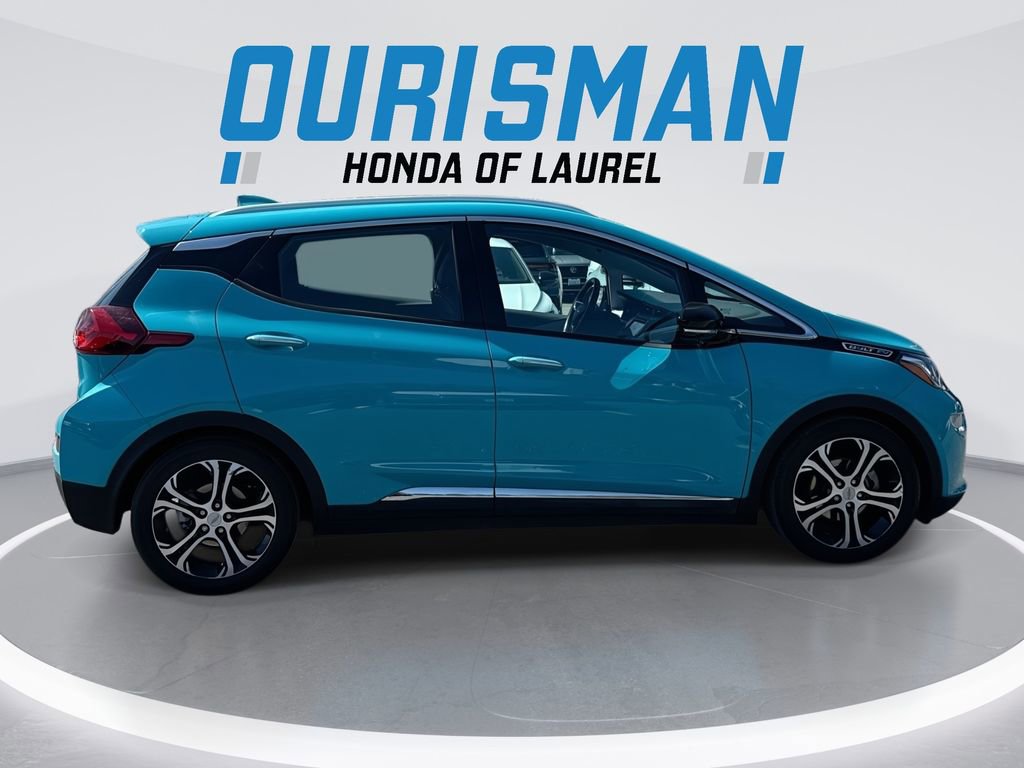 Used 2021 Chevrolet Bolt Premier w/ Infotainment Package image 9