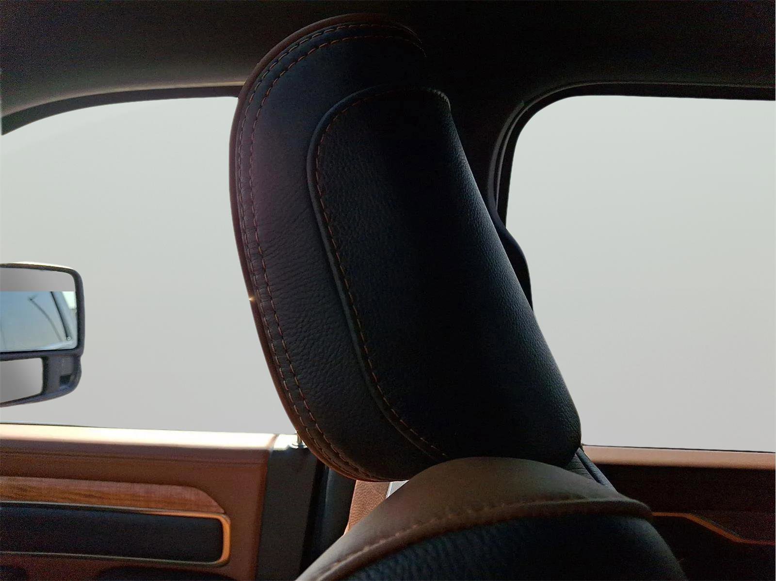 Used 2024 RAM 2500 Limited w/ Safety Group AWD/4WD image 18