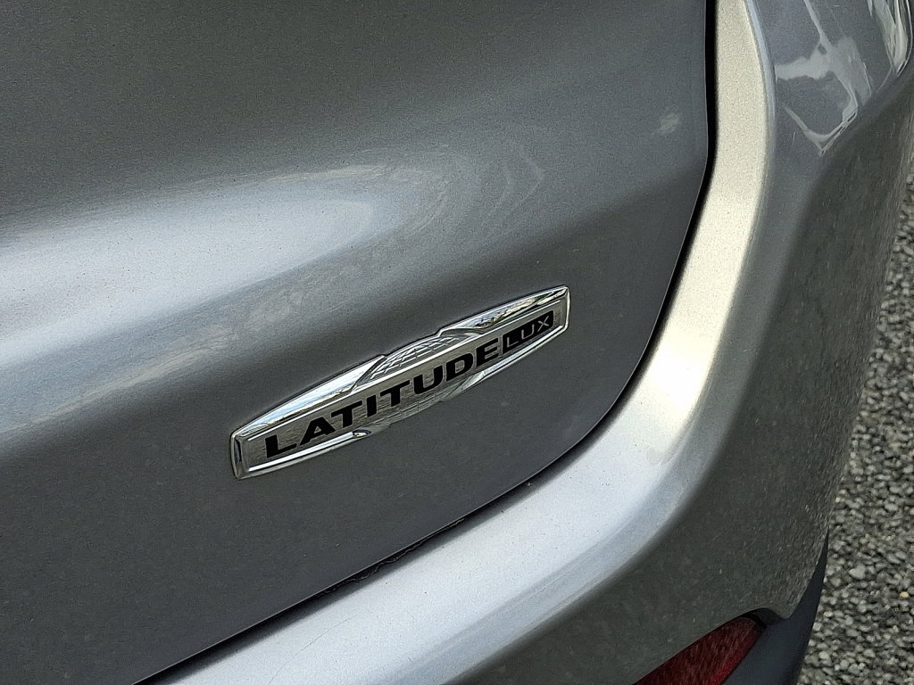 Certified 2022 Jeep Compass Latitude image 15