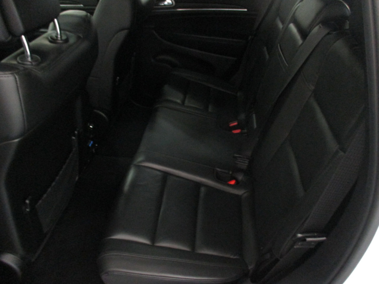 Used 2022 Jeep Grand Cherokee Limited image 13