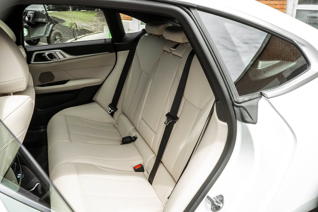 Used 2023 BMW i4 eDrive35 w/ Premium Package RWD image 27