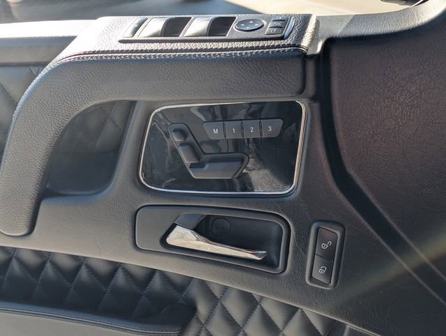 Used 2017 Mercedes-Benz G 63 AMG 4MATIC image 29