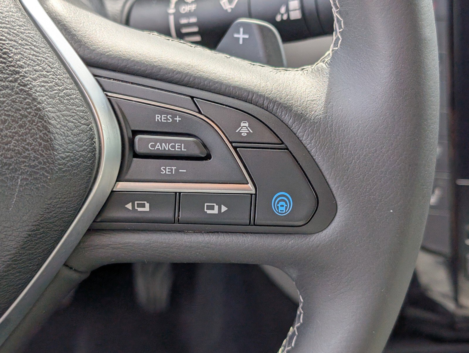 Used 2023 INFINITI QX50 Luxe image 29