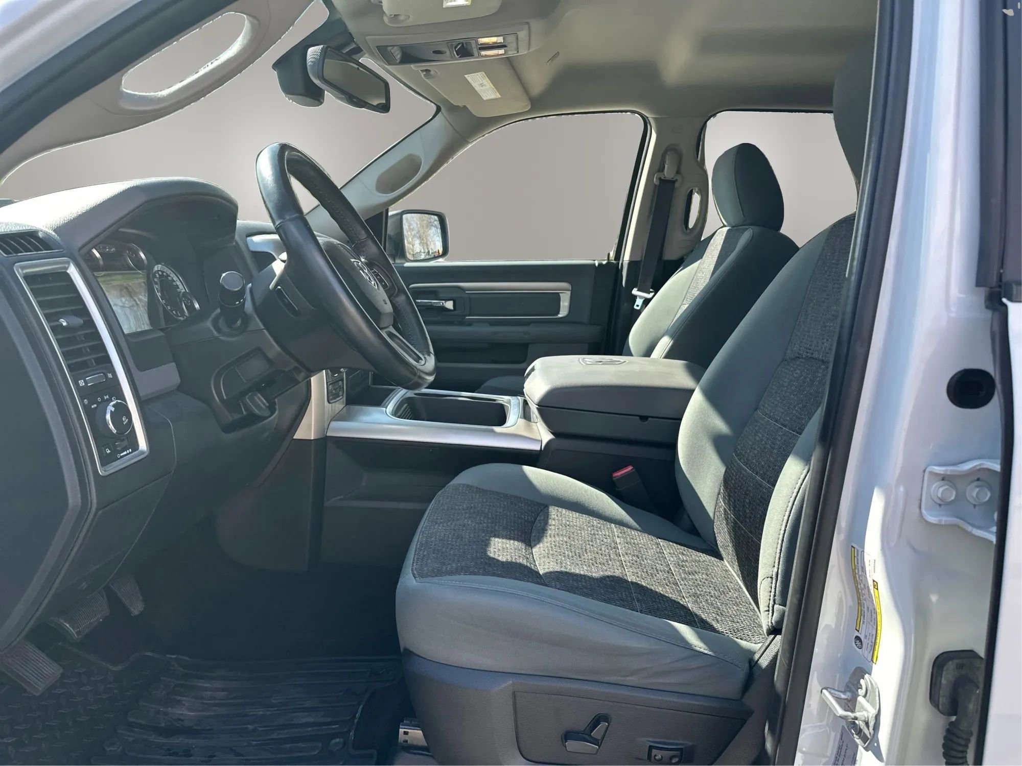 Used 2017 RAM 1500 Big Horn image 9
