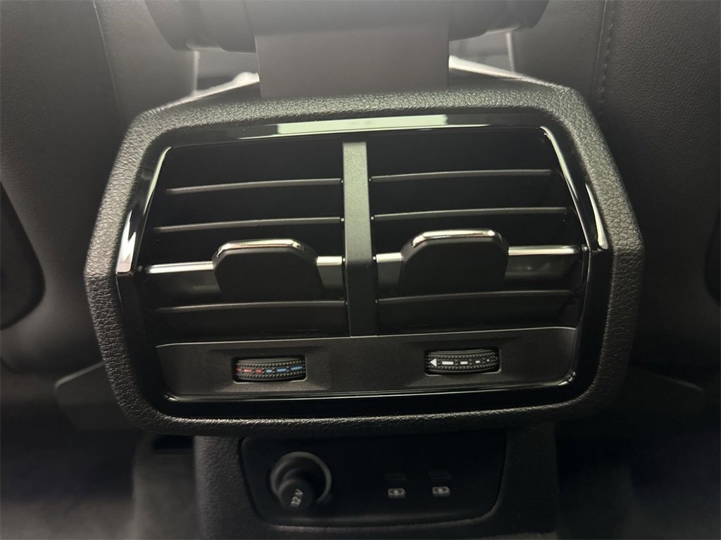 New 2025 Audi Q3 2.0T Premium image 23