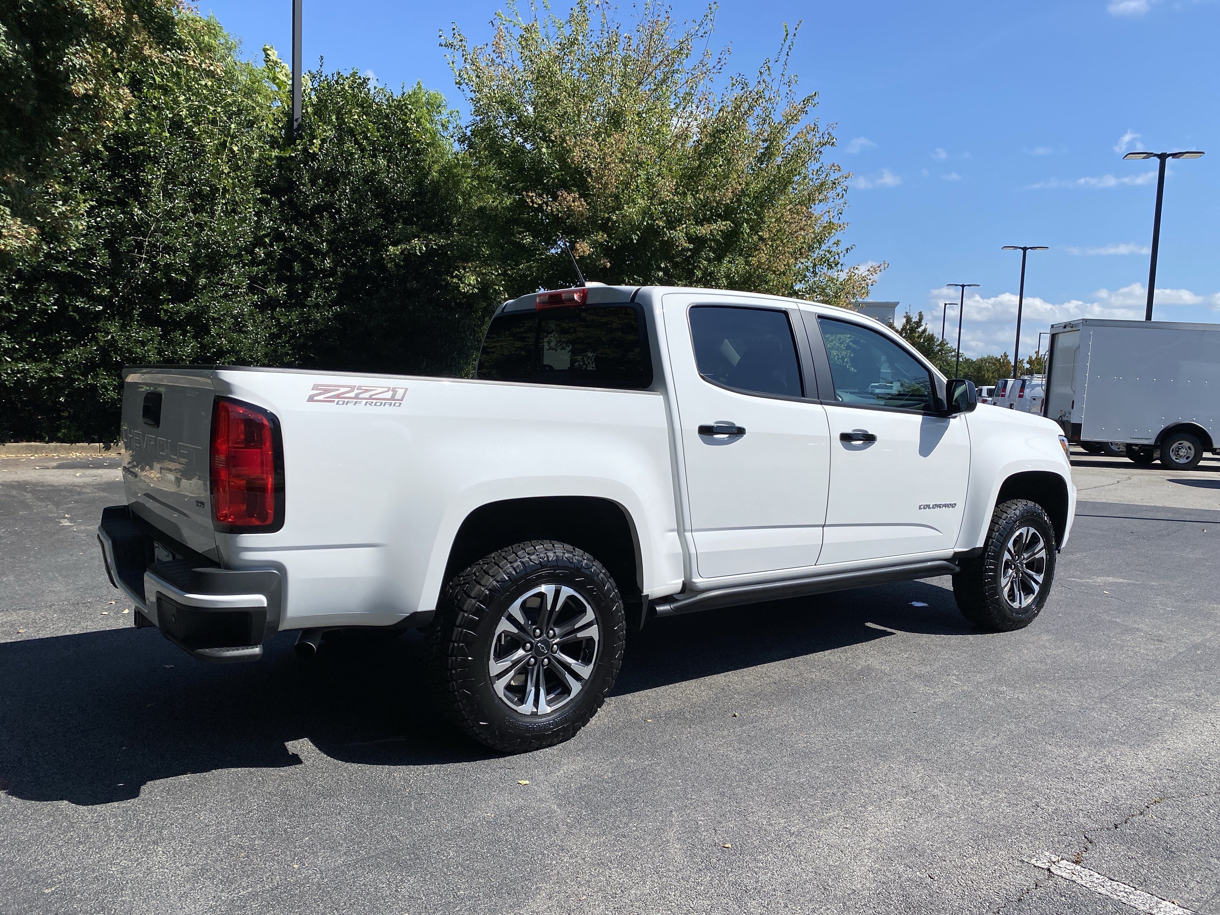 Used 2021 Chevrolet Colorado Z71 AWD/4WD image 9