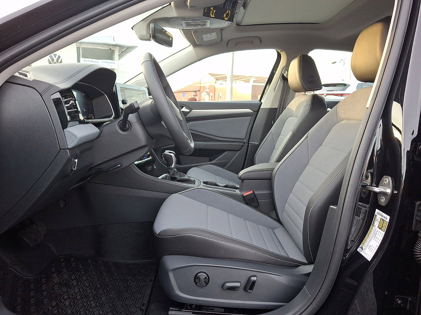 New 2026 Volkswagen Jetta SE image 7